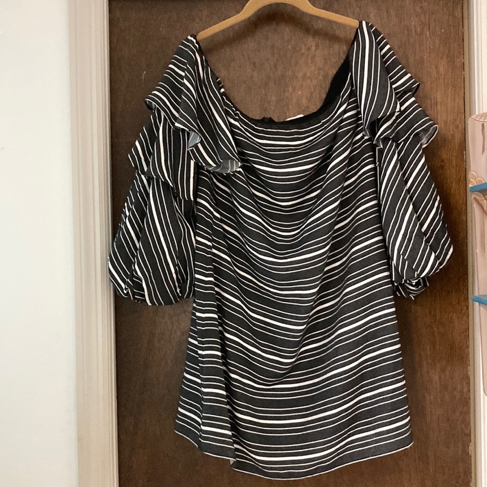 Gorgeous “scripted dress” size Lg Black and white striped made in USA
